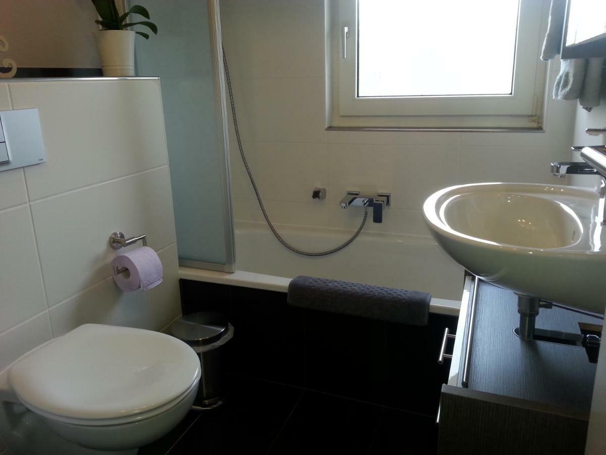 Ferien- Messewohnung Naehe Koeln-Messe Flughafen Bonn 로스라스 외부 사진